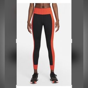 🍊NIKE ONE LUXE ICON CLASH🍊